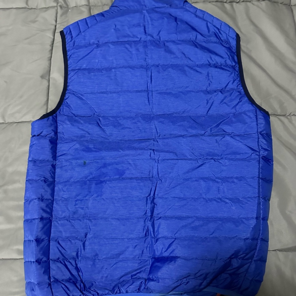 Peter Millar Puffer Vest. Medium - image 3
